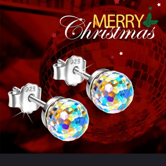 Crystal Aurora Borealis stud Earrings - Picture 5 of 11